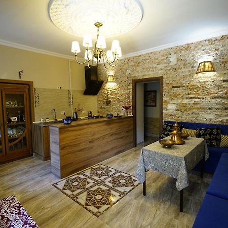 Hotel Daisy S Home Kutaisi Exterior photo